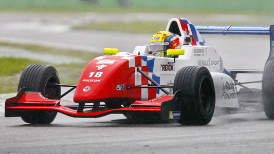 Monza, libere 2: Barnicoat nella pioggia