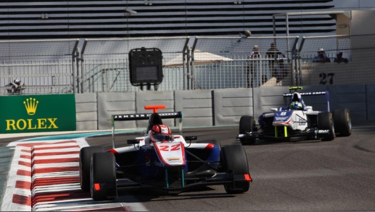 Yas Marina, 1° turno: Ceccon detta il ritmo