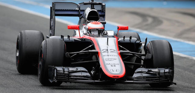 La McLaren di nuovo KO<br />Button: 'Meglio della RedBull nel 2014'