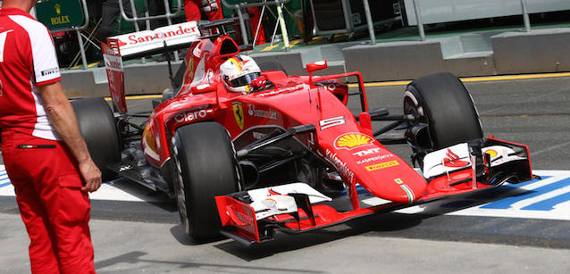 Melbourne - Libere 3<br />Hamilton comanda, Vettel 2°