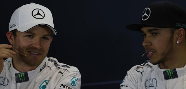 Hamilton, al lavoro stanotte<br />Rosberg veloce nei long run