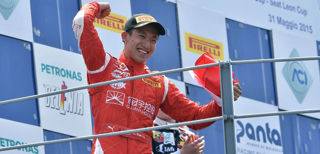 Monza, gara 1: Zhou prima vittoria