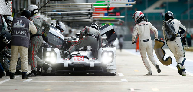 Le Mans - Giornata test<br />La Porsche in testa a metà giornata