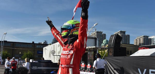 Toronto, gara 1: Vince Pigot<br />Pauroso volo di Enerson (video)