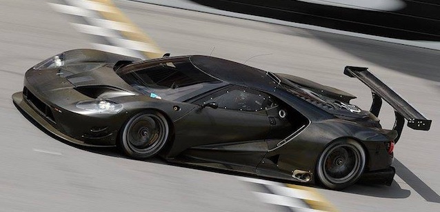 La Ford GT prova a Daytona