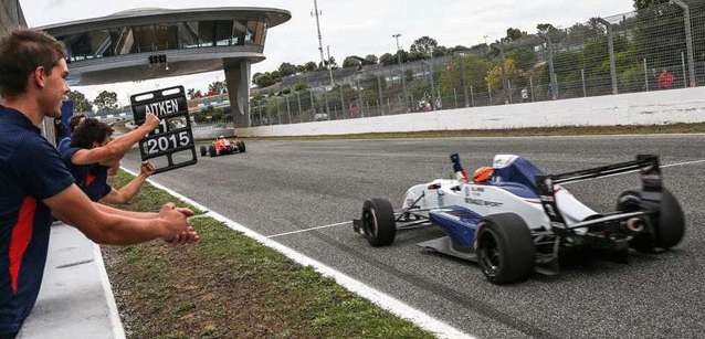 Jerez, gara 3<br />Aitken &egrave; il nuovo campione